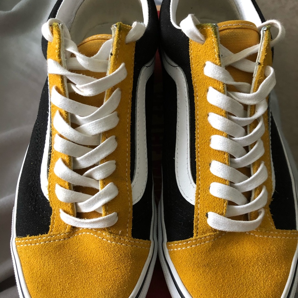 Vans Vintage Suede Sneakers